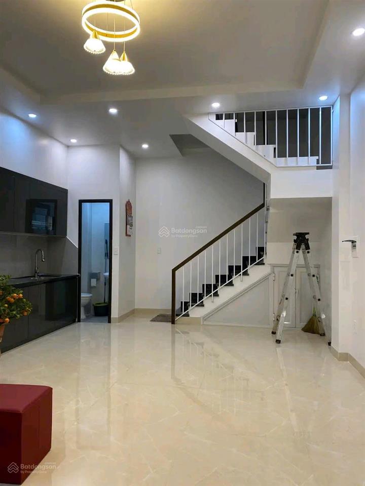 Cho thuê nhà riêng 4 tầng xây mới ngõ lê lợi