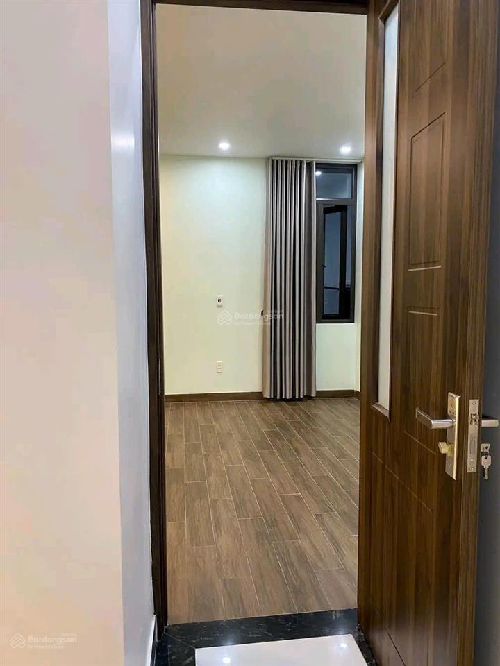 Cho thuê nhà riêng 4 tầng xây mới ngõ lê lợi