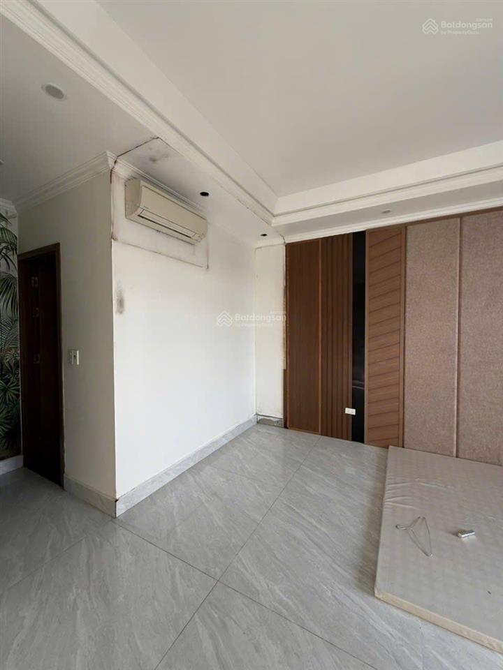 Cho thuê nguyên mặt đường căn mới tinh tại hạ lý  thế lữ