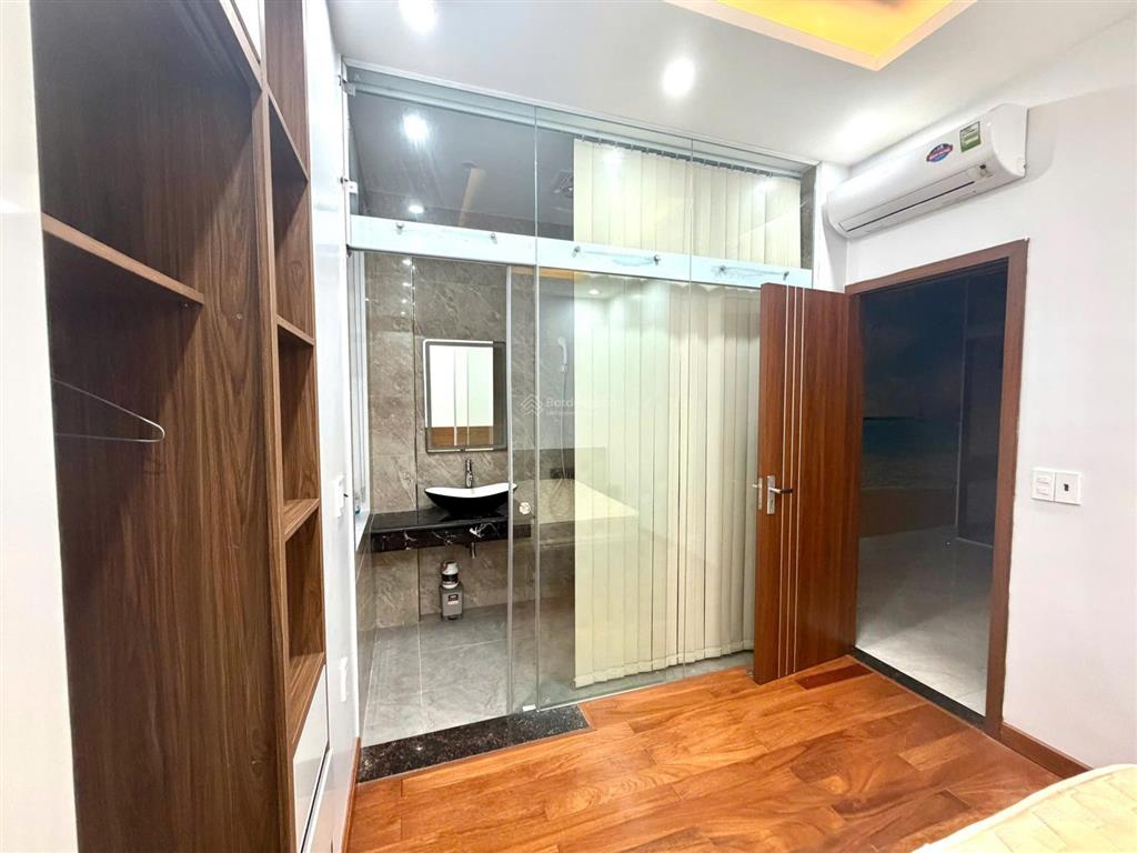 Cho thuê nguyên căn tại vinhomes marina