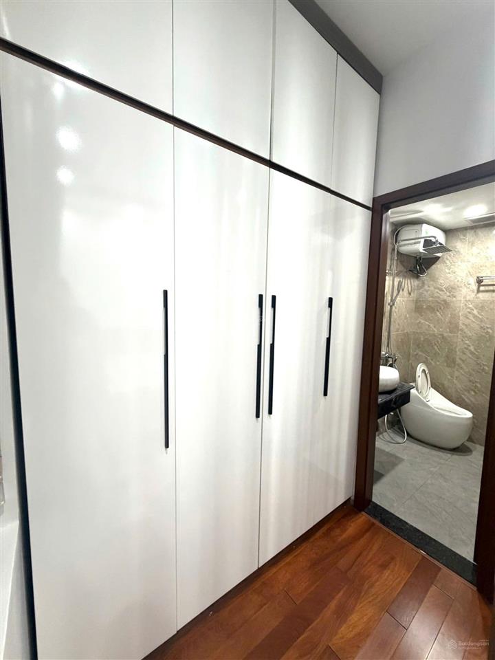 Cho thuê nguyên căn tại vinhomes marina