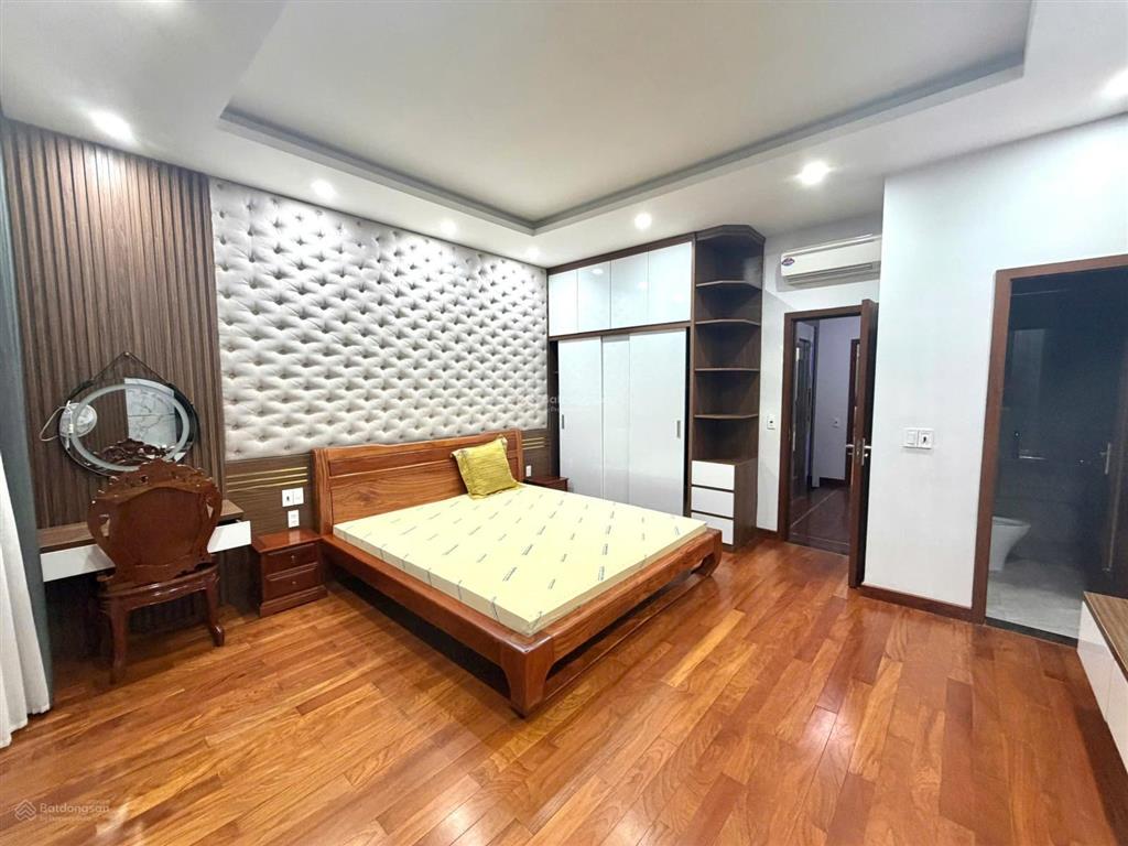 Cho thuê nguyên căn tại vinhomes marina