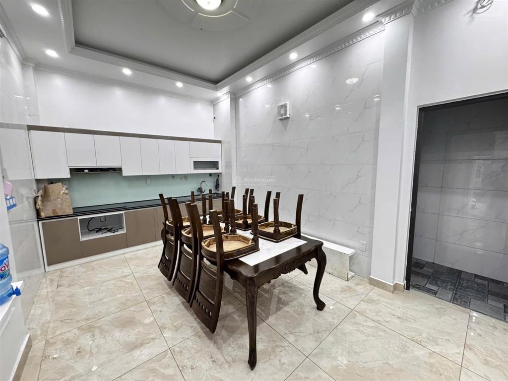 Chính chủ cho thuê villa lê hồng phong mới đẹp