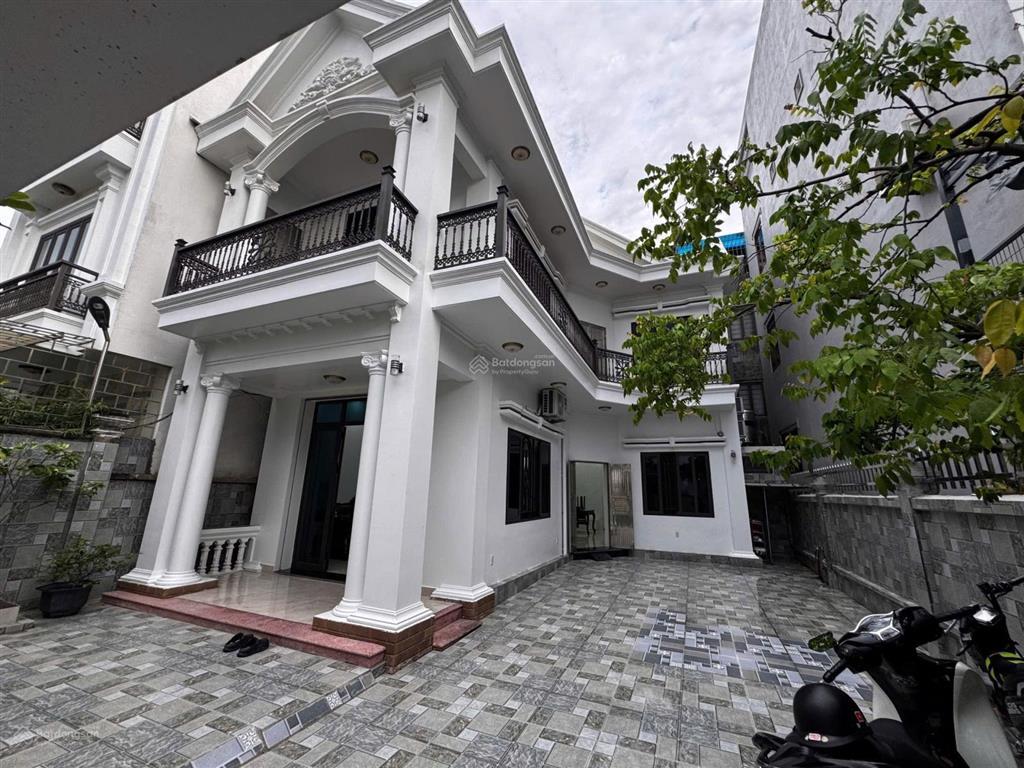 Chính chủ cho thuê villa lê hồng phong mới đẹp