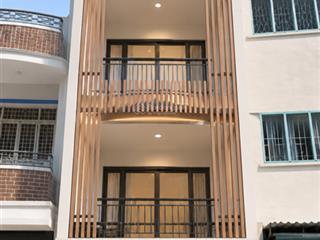 Nhà mặt tiền ký hòa , kinh doanh thuận lợi, phong thủy tốt cần nhượng lại thương lượng chính chủ