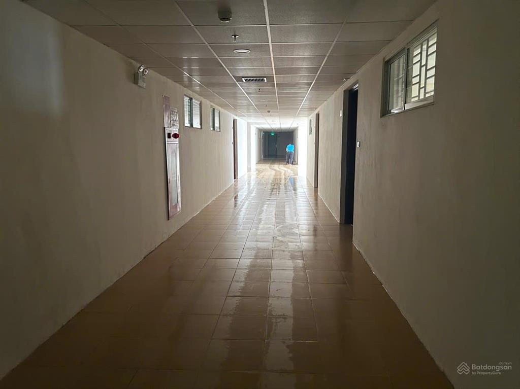 Nhà 4 phòng ngủ view hồ, đầy đủ tiện nghi cho thuê giá cực hấp dẫn
