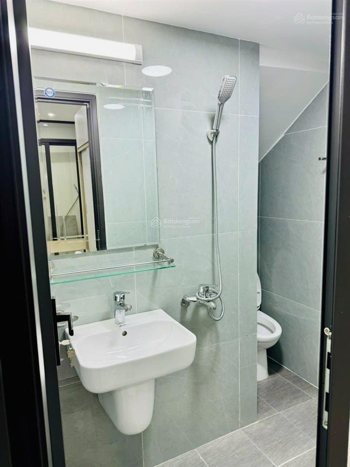Cho thuê căn hộ mini full đô phố vân đồn