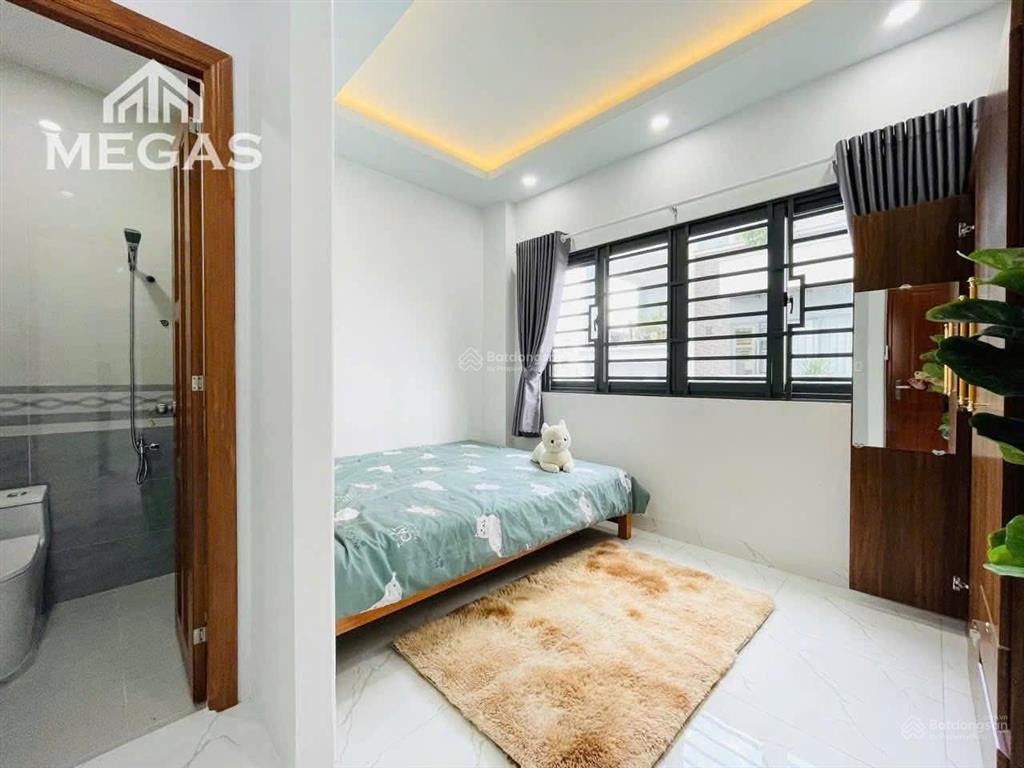 Cho thuê studio tách bếp cửa sổ trời đầy đủ nội thất như hình