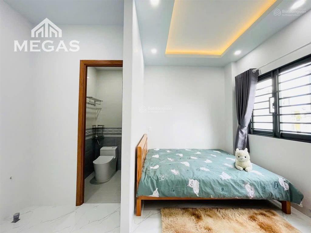 Cho thuê studio tách bếp  cửa sổ trời đầy đủ nội thất như hình
