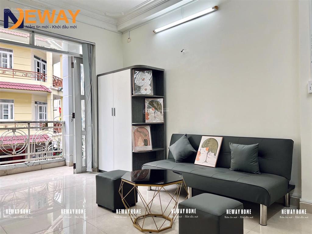 Cho thuê studio ban công, tách bếp full nội thấtngay đại học công thương