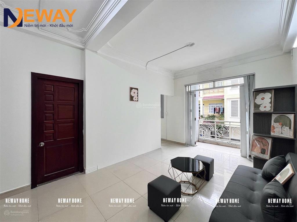 Cho thuê studio ban công, tách bếp full nội thấtngay đại học công thương