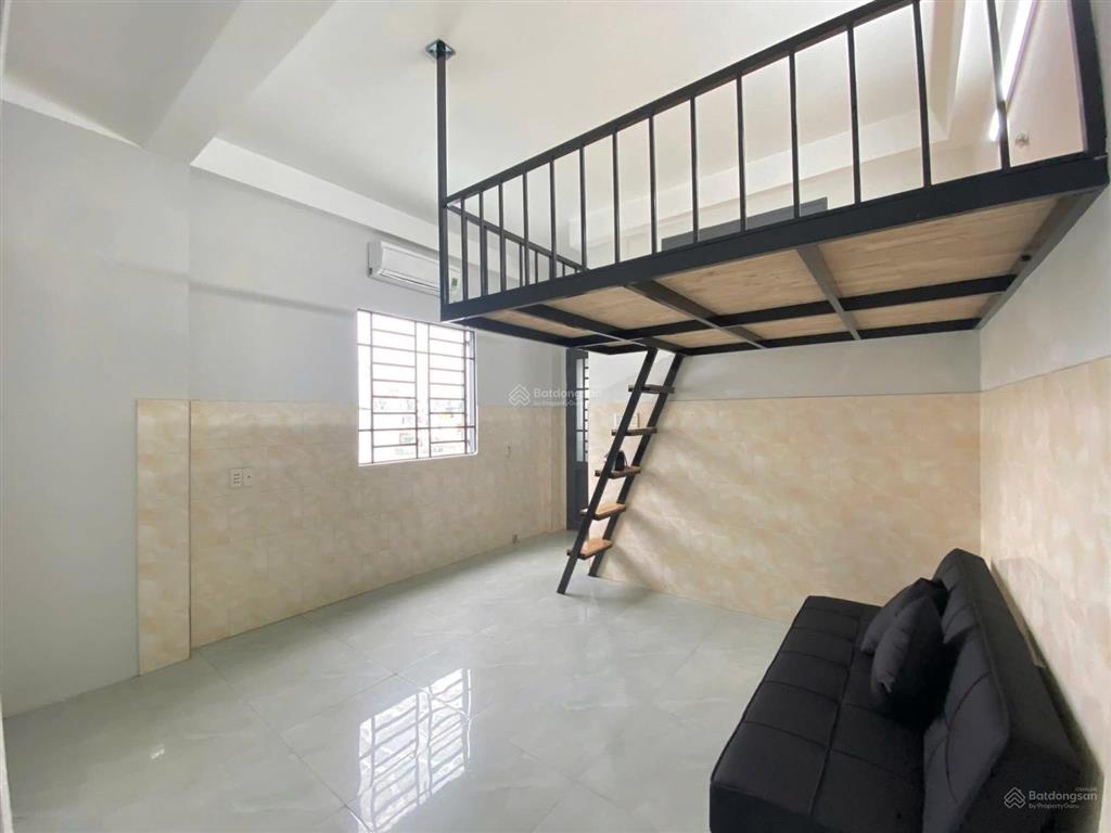 Cho thuê phòng gác máy lạnh, tách bếp ngay chợ tân hương, 9 phùng chí kiên
