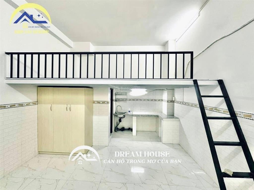 Phòng mới xây ngay chợ hoàng hoa thám, nhà ga t3