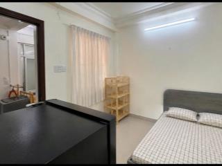 Cho thuê studio full nội thất, cửa sổ thoáng ngay đại học công thương