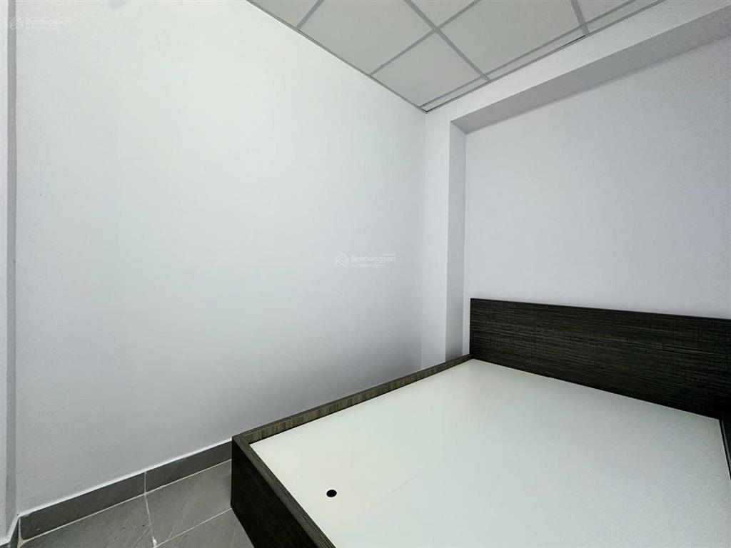 Cho thuê 1 phòng ngủ tách bếp, full nội thất  ngay lũy bán bích  tân phú