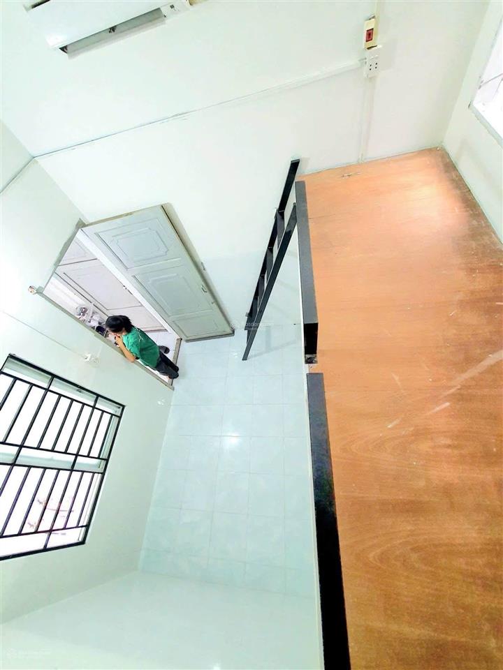 Cho thuê phòng máy lạnh giá rẻ, ngay chợ hoàng hoa thám, nhà ga t3
