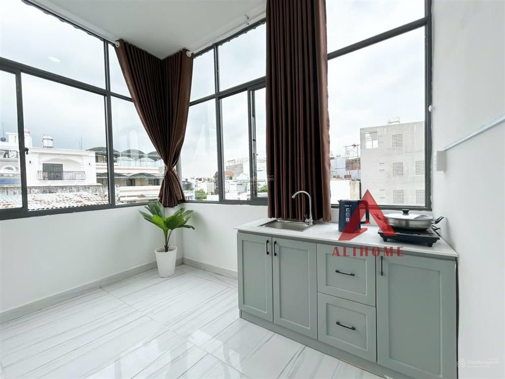 Siêu phẩm 1 phòng ngủ tách bếp, mặt tiền đường nguyễn hữu cảnh, đầy đủ nội thất, có thang máy