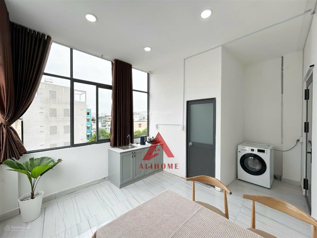 Siêu phẩm 1 phòng ngủ tách bếp, mặt tiền đường nguyễn hữu cảnh, đầy đủ nội thất, có thang máy