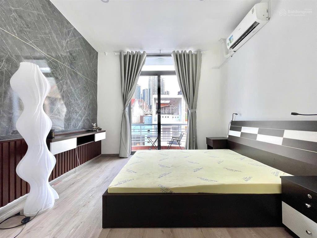 Căn hộ thiết kế hiện đại full nội thất, view ban công thoáng