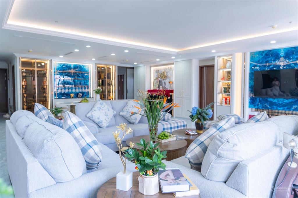 Bán căn hộ đập thông capital elite 18 phạm hùng  238m full nội thất cao cấp