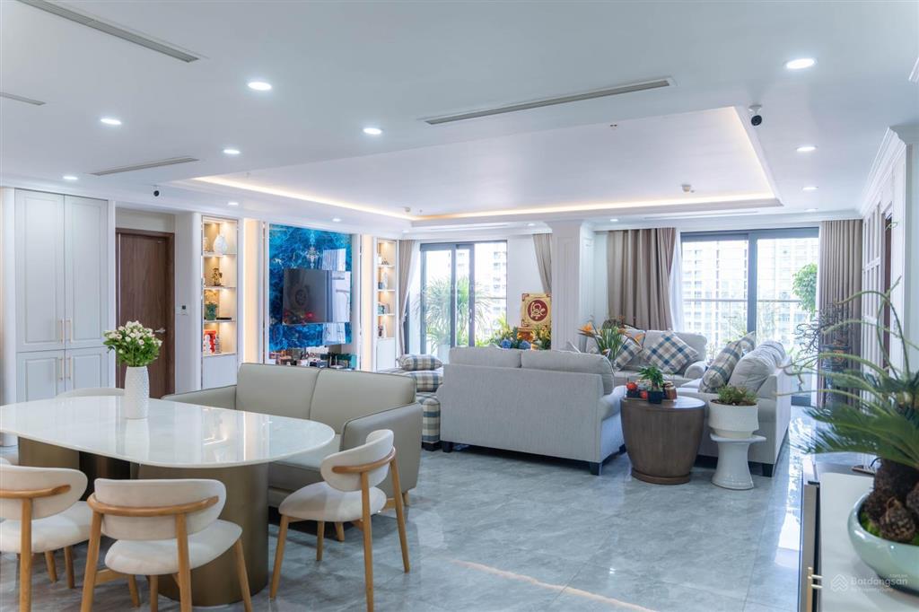 Bán căn hộ đập thông capital elite 18 phạm hùng  238m full nội thất cao cấp