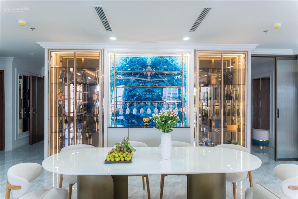 Bán căn hộ đập thông capital elite 18 phạm hùng  238m full nội thất cao cấp