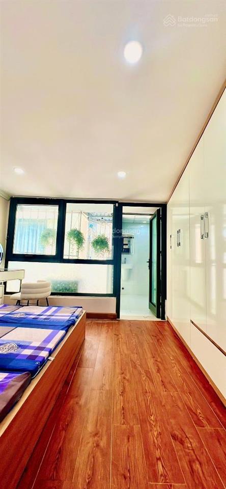 Bán nhà mặt phố trần nhật duật, phường hoàn kiếm hà nội, 4,9 tỷ, 40 m2 giá siêu hời chỉ với