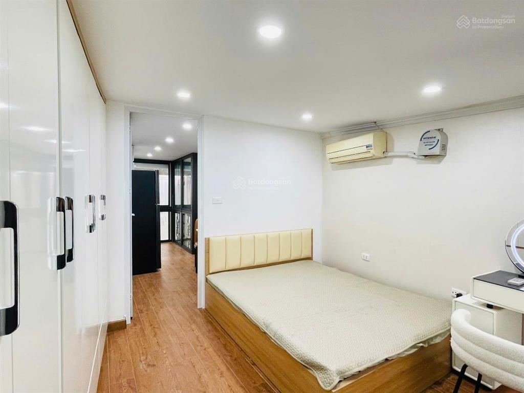 Bán nhà mặt phố trần nhật duật, phường hoàn kiếm hà nội, 4,9 tỷ, 40 m2 giá siêu hời chỉ với