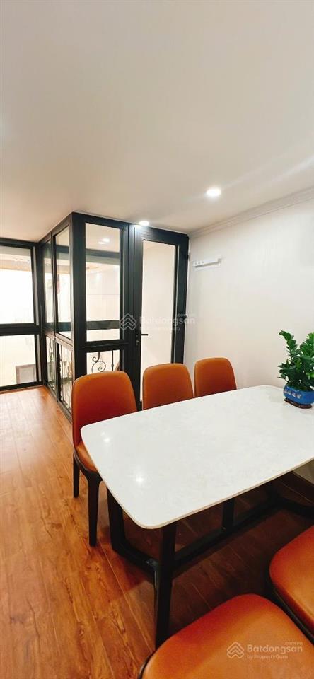 Bán nhà mặt phố trần nhật duật, phường hoàn kiếm hà nội, 4,9 tỷ, 40 m2 giá siêu hời chỉ với