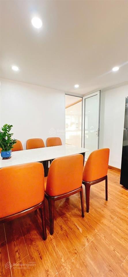 Bán nhà mặt phố trần nhật duật, phường hoàn kiếm hà nội, 4,9 tỷ, 40 m2 giá siêu hời chỉ với