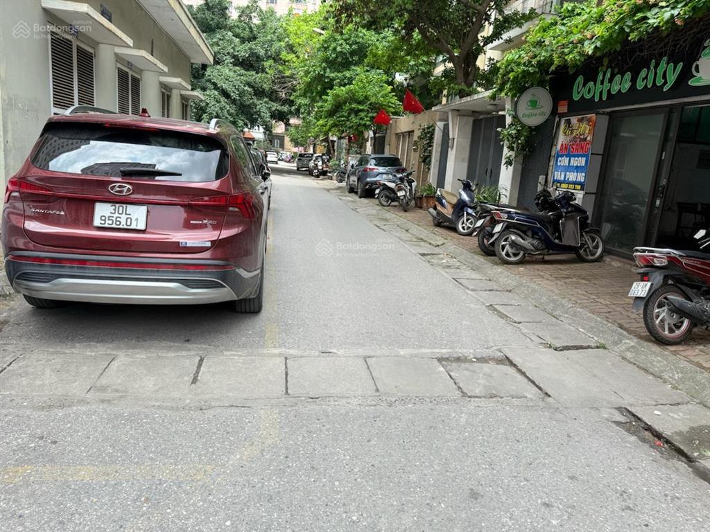 60m2 mặt tiền 5m trung tâm ngã tư sở, sổ đỏ nở hậu chính chủ.  0354 151 ***