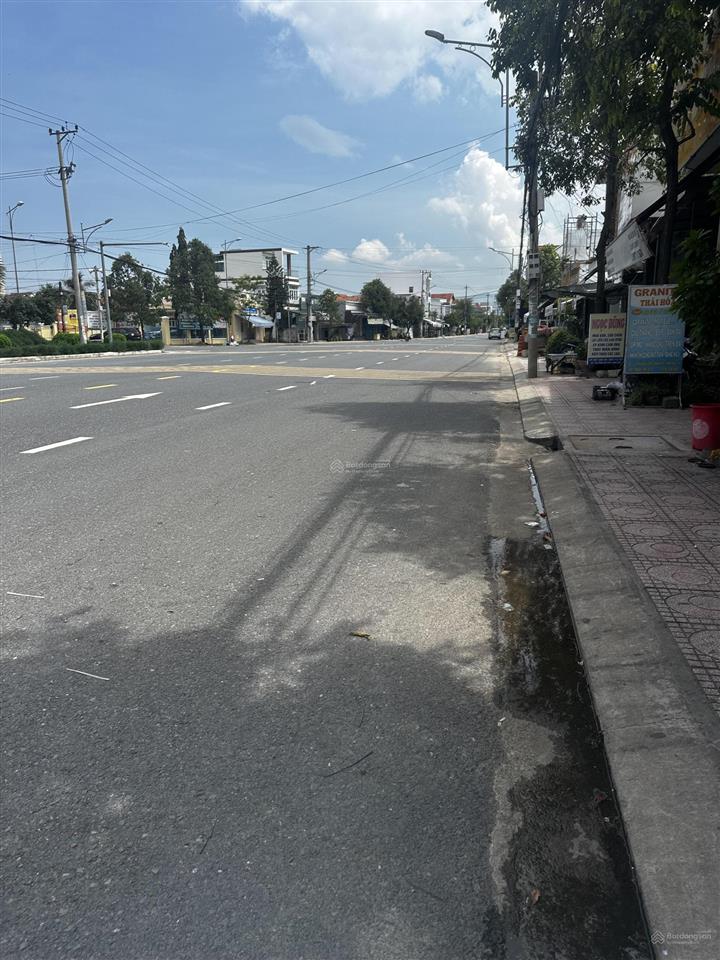 Cho thuê kho, nhà xưởng 1100m2 tại nguyễn trường tộ, ninh hiệp, 30 triệu/tháng
