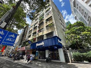 Căn hộ chung cư mặt tiền trần hưng đạo  trung tâm q1  30.34m2  2.3 tỷ