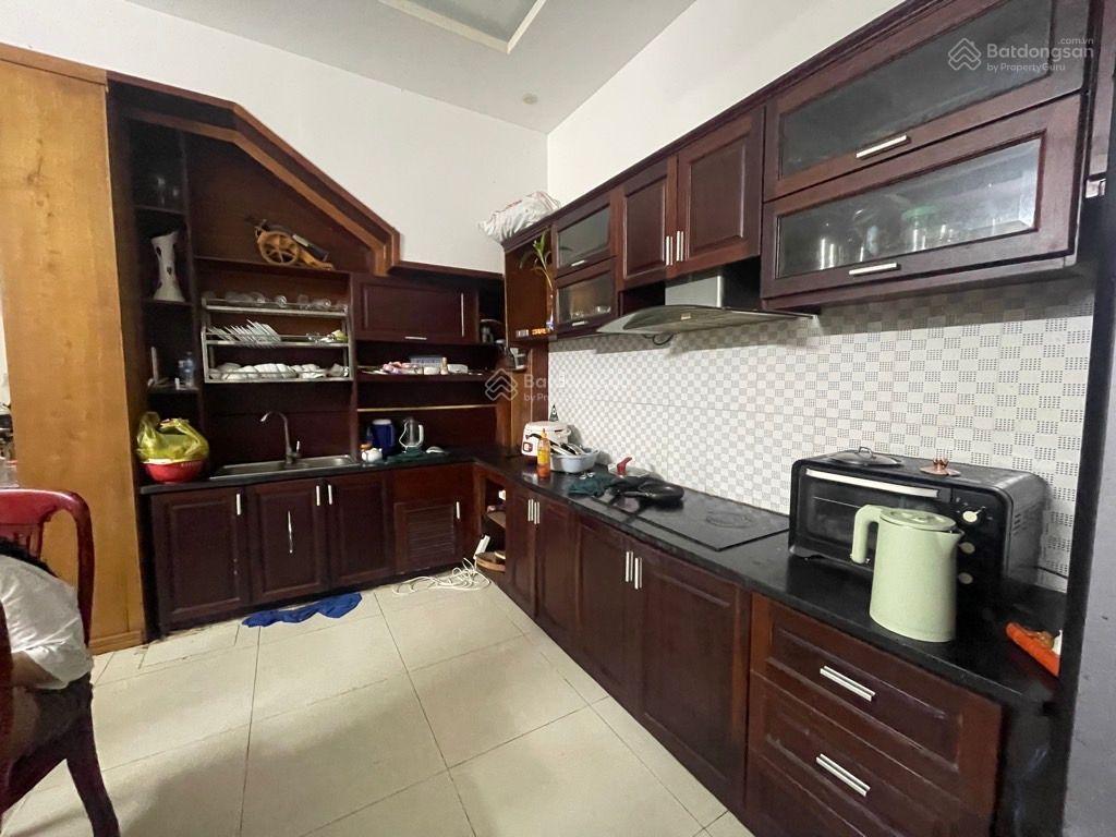 Ngộp bank! nhà 4 tầng tân sơn nhì, 50m2 (5x10m), hxh, khu dân trí, chỉ 6 tỷ