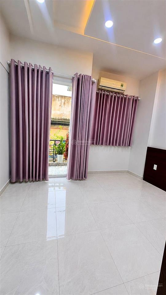 Nhà lê văn quới, quận bình tân, 36m2, 3 tầng, 3pn, hẻm xe hơi tới nhà, sát quận tân phú, chỉ 3.8 tỷ
