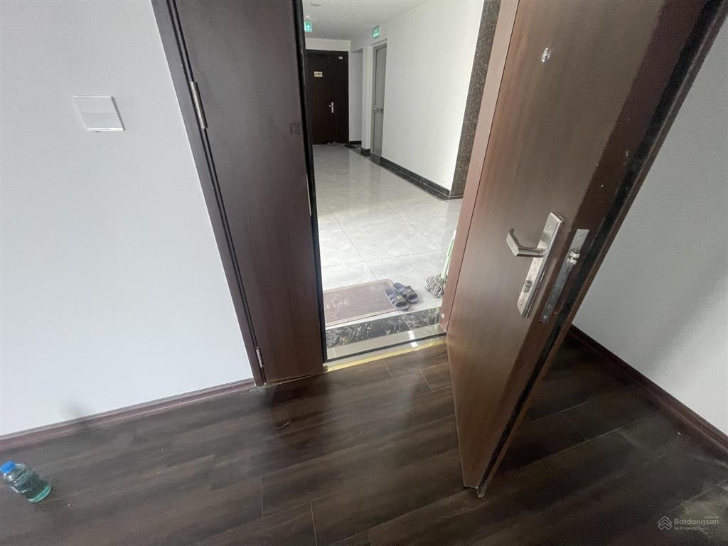Bán cc tứ hiệp plaza, 4,4 tỷ vnd, 61m2, 2pn, 2wc, đông nam