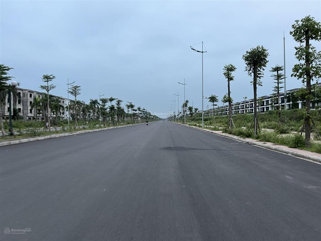 Chính chủ bán lô đất dịch vụ mặt đường liên khu 8 đối diện trường học viện xã an khánh, hà nội