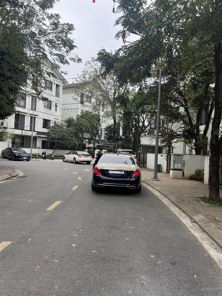 Bán biệt thự 275m2 khu đô thị vinhome thăng long an khánh, hà nội gần hồ điều hoà 7ha