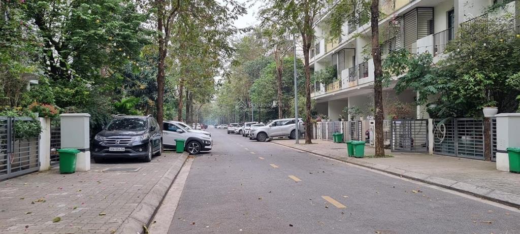 Bán biệt thự 275m2 khu đô thị vinhome thăng long an khánh, hà nội gần hồ điều hoà 7ha