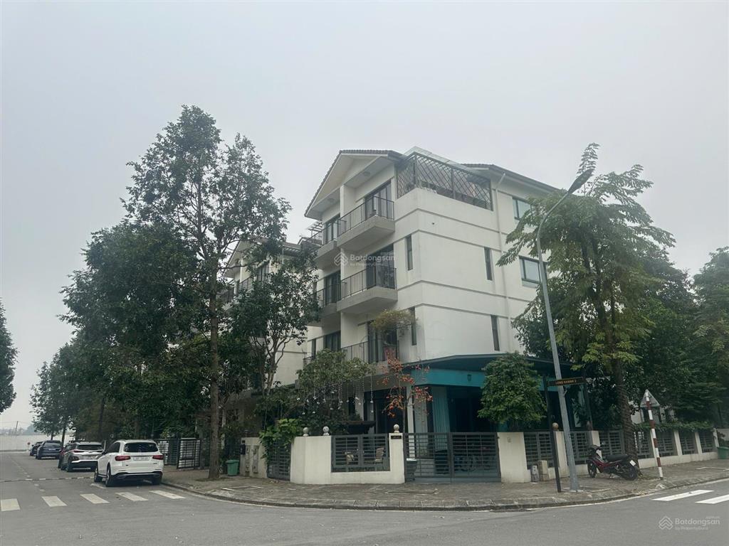 Chính chủ bán căn biệt thự view trực diện hồ điều hoà tại vinhomes thăng long xã an khánh