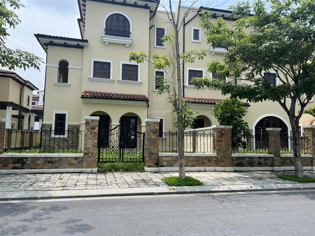 Chính chủ bán căn biệt thự sl view trực diện hồ điều hoà rộng 7ha sudico nam an khánh