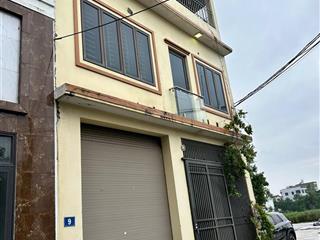 Chính chủ em cần bán căn nhà 3 tầng dân xây tâm huyết, kiên cố. tại thôn an hạ xã an khánh hà nội