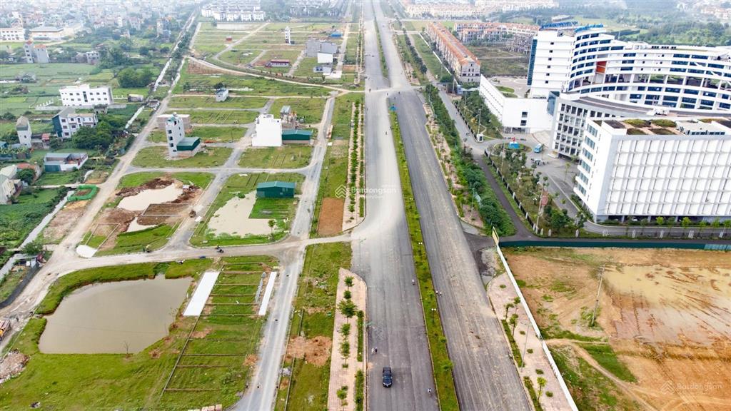 Chính chủ bán lô góc đẹp khu 12,5ha đối diện trường học viện chính sách thuộc xã an khánh hà nội.