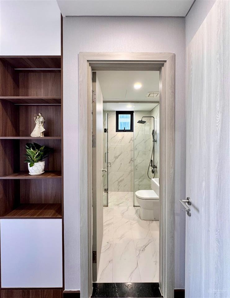 Chào bán căn hộ 3 phòng ngủ view hồ masteri west heights, 80,1m2 full đồ, giá chào 6,7 tỷ !