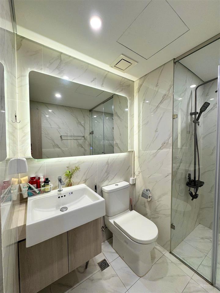Cho thuê 1n+ 47m2 masteri west heights (view hồ) nhà full đồ view đẹp, ở lâu dài giá 9.5tr/th