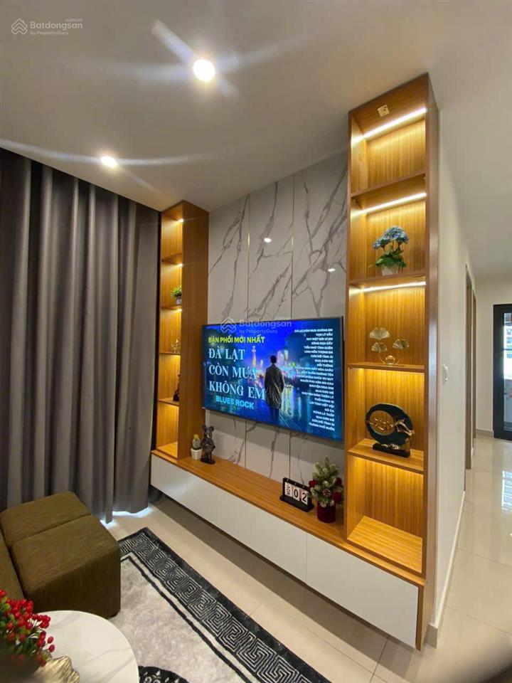 Bán căn hộ 3 phòng ngủ 80m2 full nội thất, sẵn sổ, tại tòa sapphire smartt city (giá 4.9)