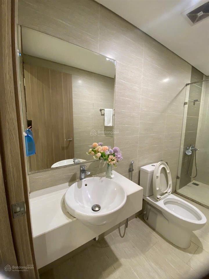 Bán căn hộ 3 phòng ngủ 80m2 full nội thất, sẵn sổ, tại tòa sapphire smartt city (giá 4.9)