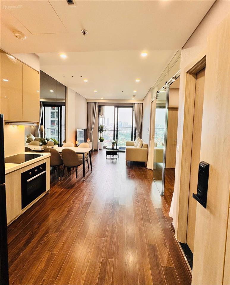 Bán căn 1n + masteri west heights diện tích 41,9m2 nhà đầy đủ nội thất sẵn sổ giá 3tỷ500tr view hồ