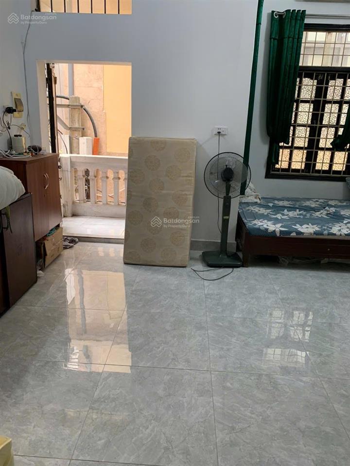 Nhà riêng chính chủ sổ đỏ gần hồ tây 2 mặt tiền