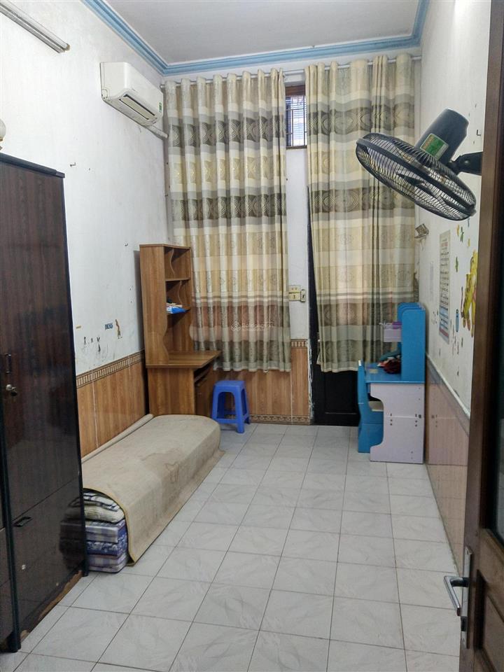 Cho thuê nr 3pn, 2wc, 22m2 x 3 tầng tại ngõ 218, chợ khâm thiên, 6,5 triệu vnd, view đẹp chỉ với